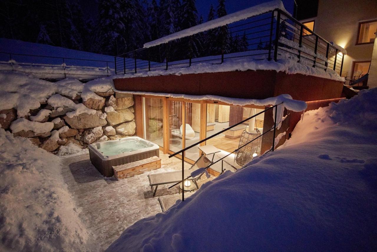 Natura Boutique Chalet Wellness Spa Toblach Buitenkant foto